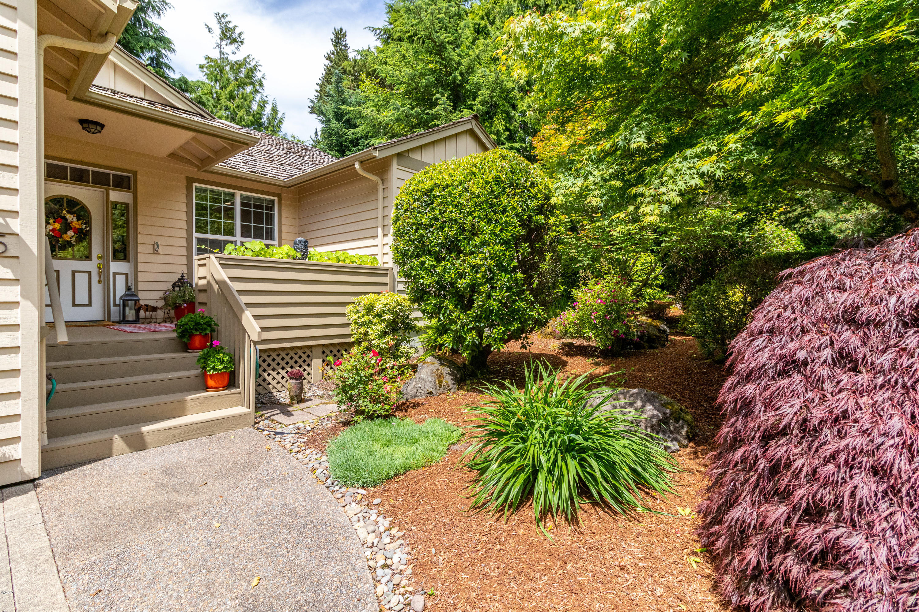 145 SW Cormorant Depoe Bay, Gleneden Beach, Lincoln City, Newport, Otis, Rose Lodge, Seal Rock, Waldport, Yachats, To Home Listings - Amy Plechaty, Emerald Coast Realty Real Estate, homes for sale, property for sale