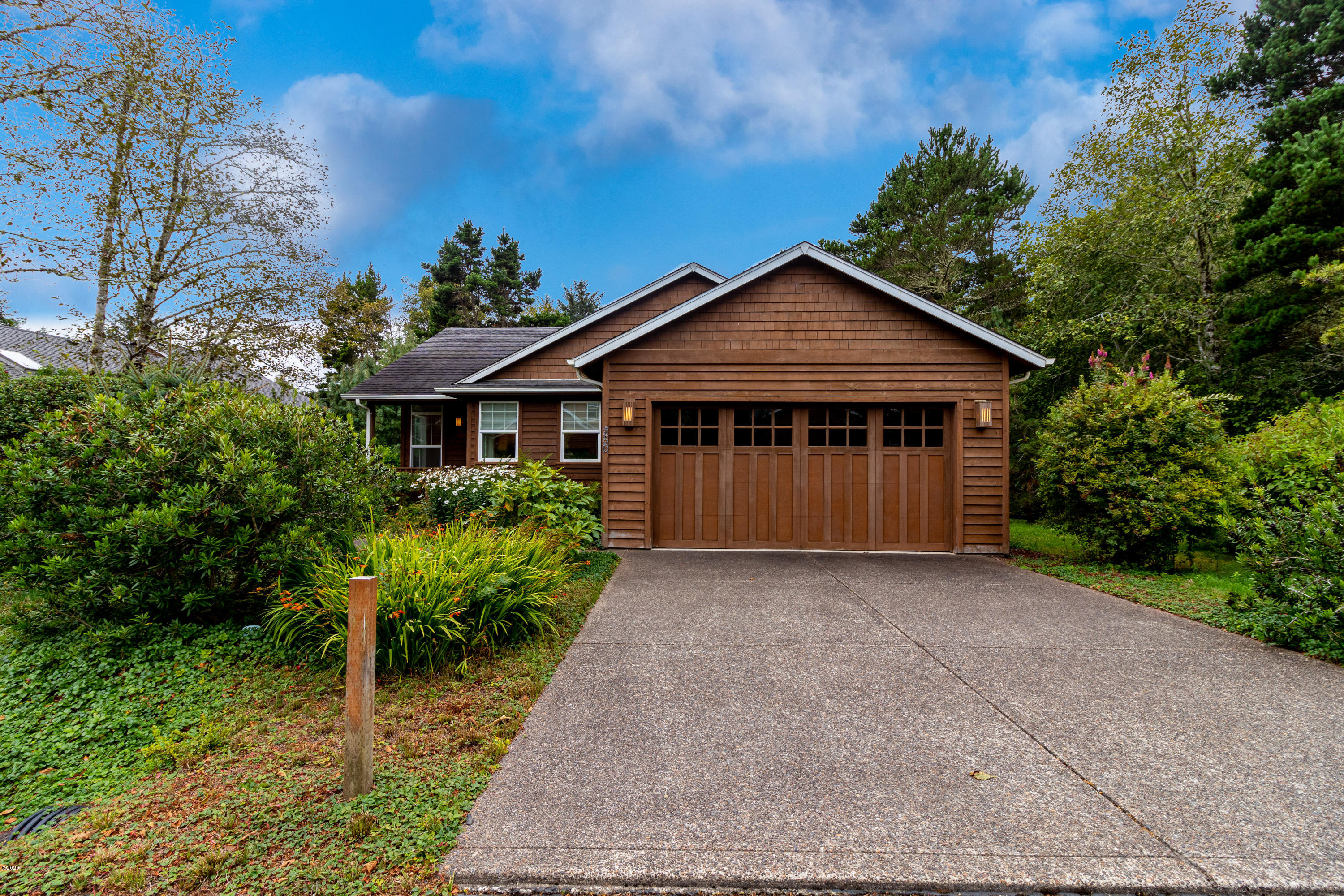 250 SW Shining Mist Depoe Bay, Gleneden Beach, Lincoln City, Newport, Otis, Rose Lodge, Seal Rock, Waldport, Yachats, To Home Listings - Amy Plechaty, Emerald Coast Realty Real Estate, homes for sale, property for sale
