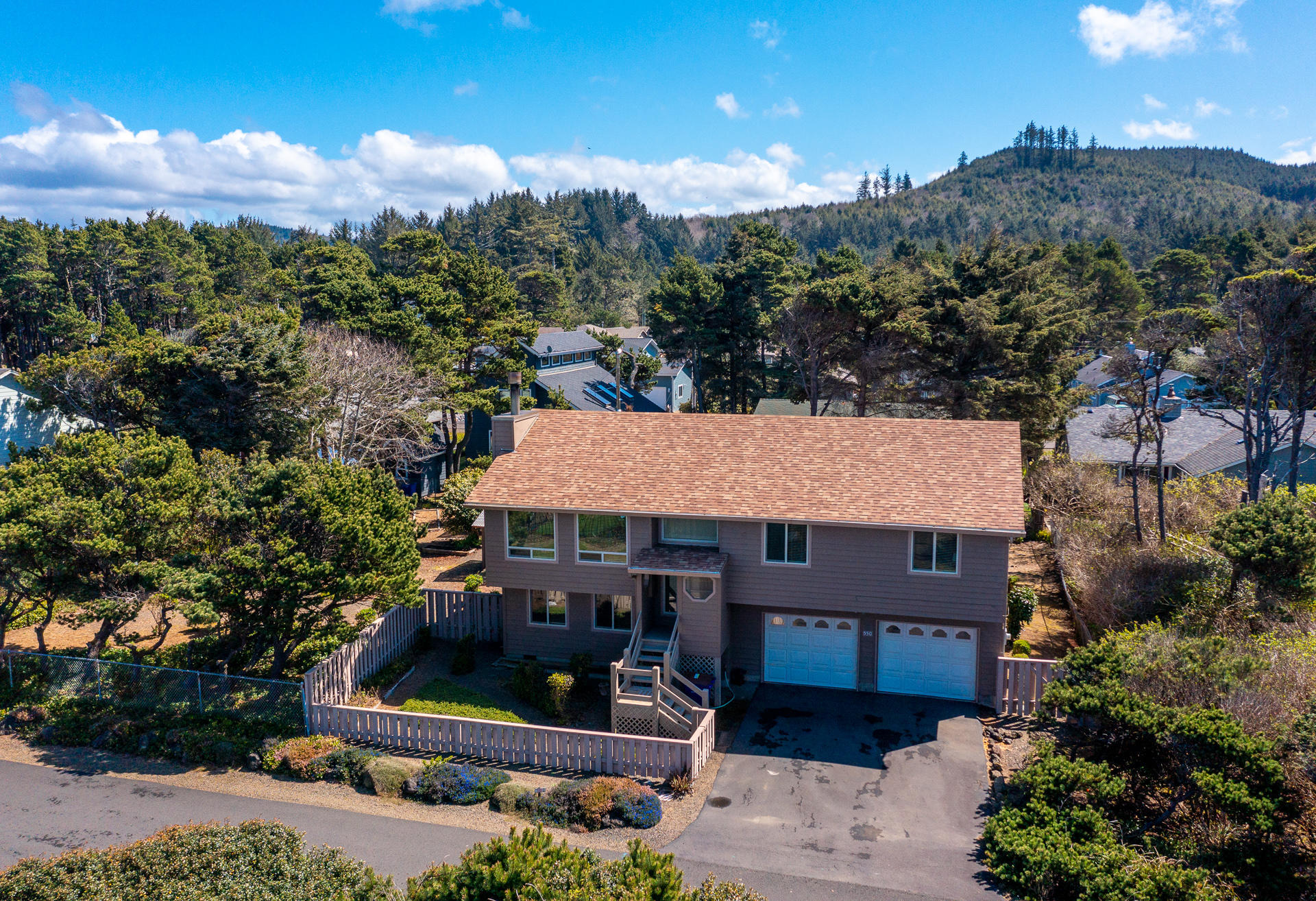 550 SW Point Ave Depoe Bay, Gleneden Beach, Lincoln City, Newport, Otis, Rose Lodge, Seal Rock, Waldport, Yachats, To Home Listings - Amy Plechaty, Emerald Coast Realty Real Estate, homes for sale, property for sale